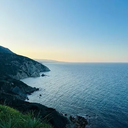 וילה Kayalarda Denize Sifir Luks Ozel Havuzlu Guzelyali (Northern Cyprus)